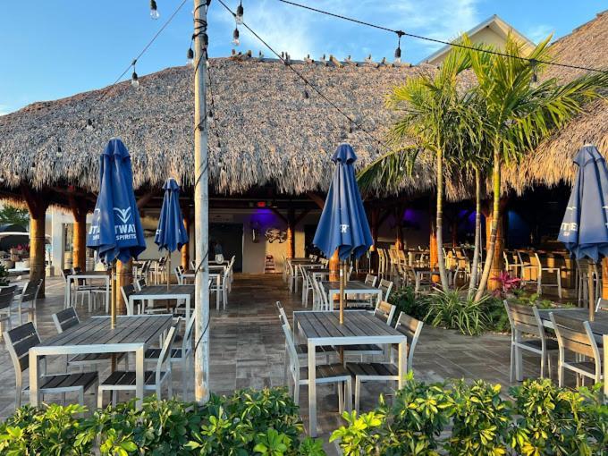 Cape Crossing Resort & Marina Merritt Island Екстериор снимка