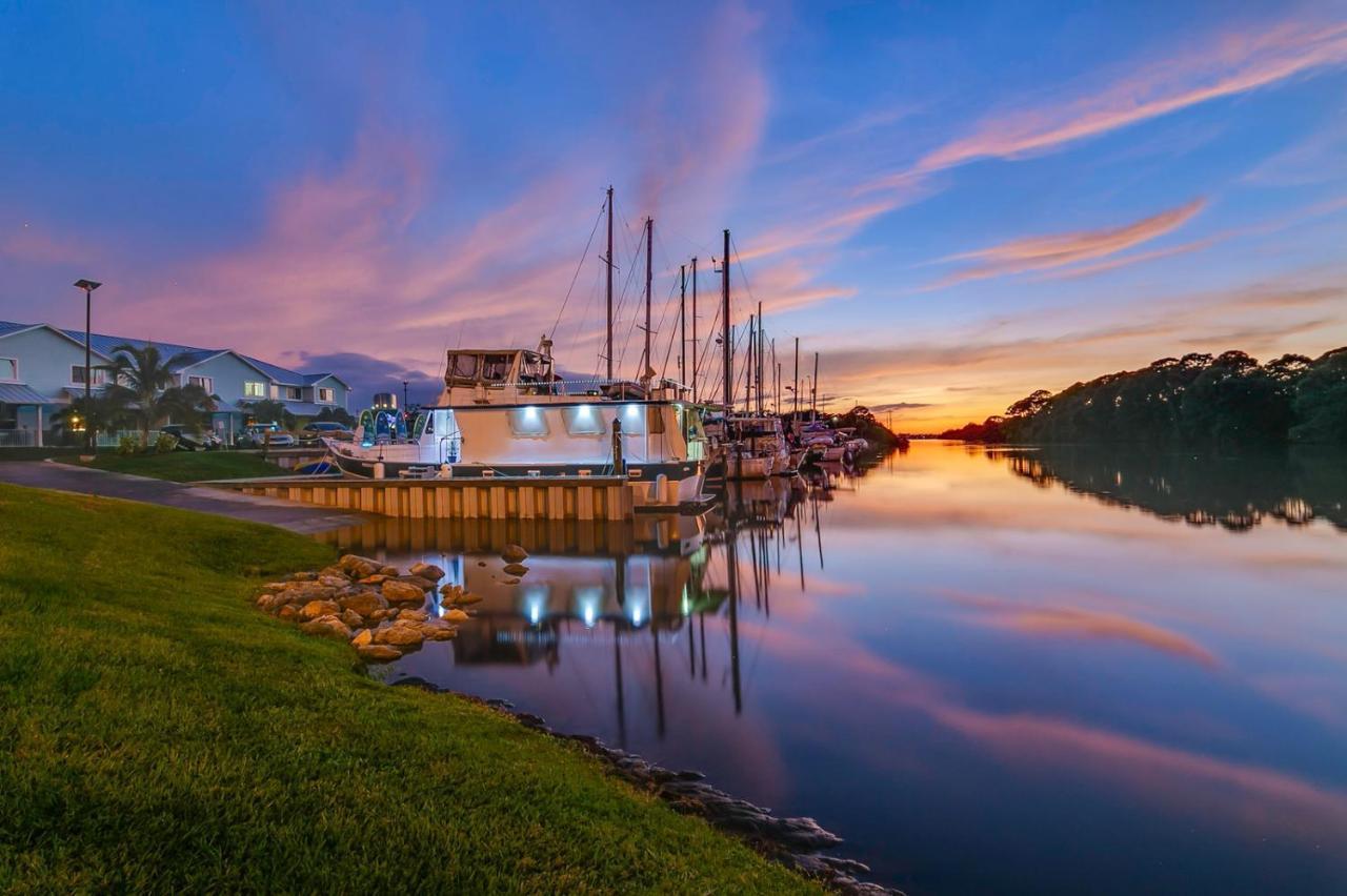 Cape Crossing Resort & Marina Merritt Island Екстериор снимка