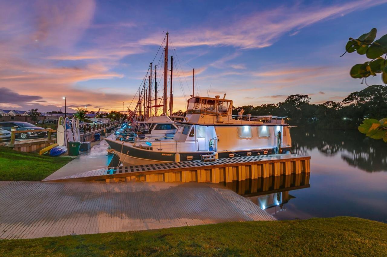 Cape Crossing Resort & Marina Merritt Island Екстериор снимка